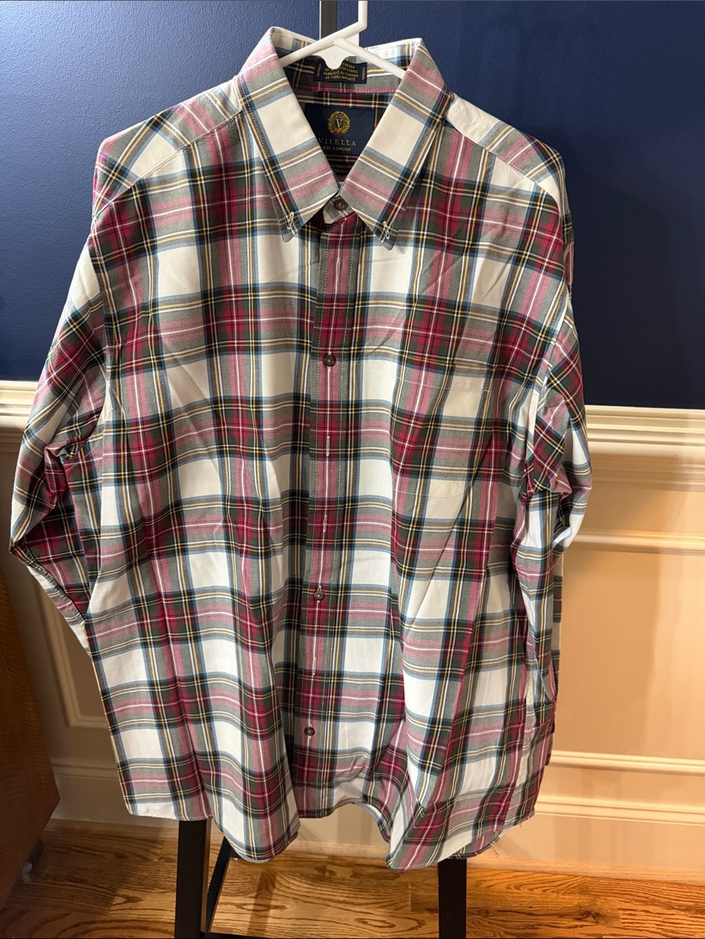 Viyella Men’s Plaid Button-Down Shirt - White, Red & Green